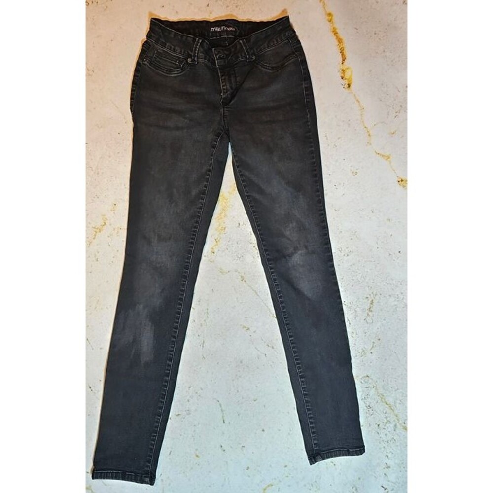 Maurices Women’s Black Skinny Jeans Size S Regular EUC 31” Inseam Classic Stretc